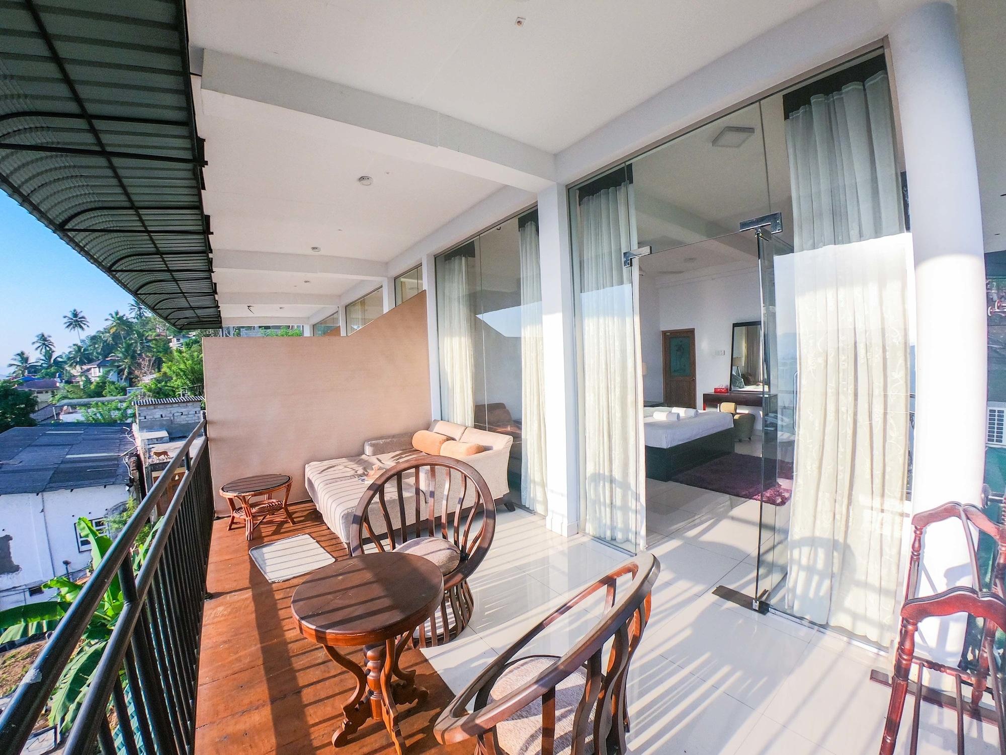 Romance Hills Hotel Kandy Exterior photo