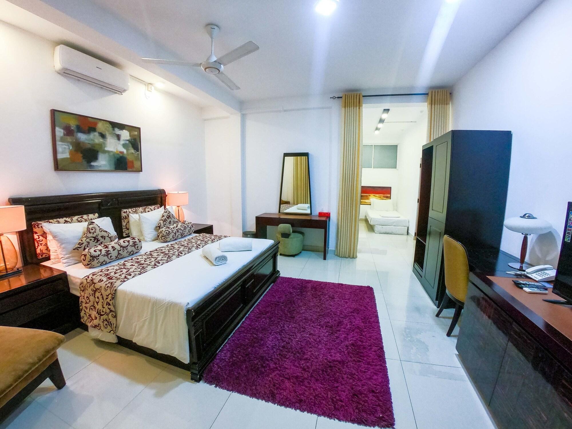 Romance Hills Hotel Kandy Exterior photo